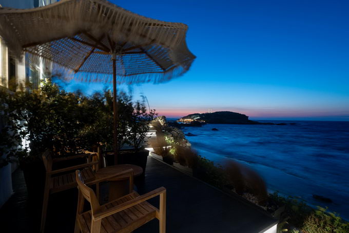 Portara Superior Suites with Sea View & Hot Tub